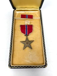 Vintage Bronze Star Medal In Original Box
