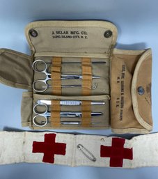 WW2 MD-USN NAVY MARINE CORPSMAN MEDIC MEDICAL FIRST AID KIT POCKET CASE POUCH W/ ARM BAND