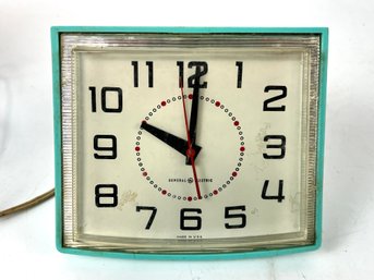 Vintage Turquoise Clock