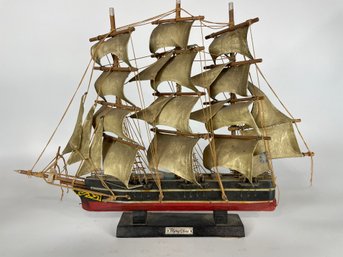 'Flying Cloud' Ship Model
