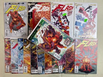 Lot Of FLASH Comics (SK-82)