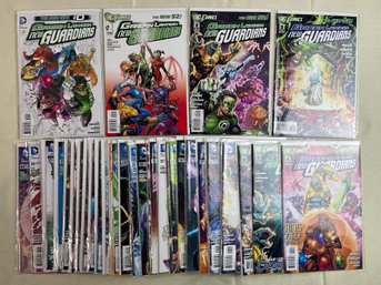 Green Lanterns New Guardians Comics (SK-83)