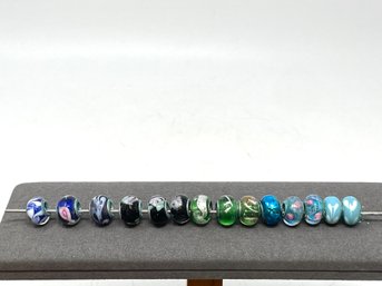 Group Of Pandora Style Beads (B33)