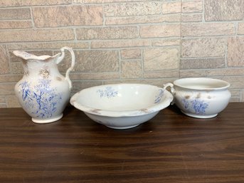 Antique Wash Basin, Pitcher And Chamber Pot