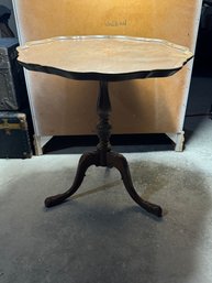 Mahogany Pie Crust Table