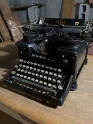 Vintage Royal Type Writer