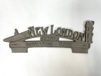 Vintage New London Sub Base License Topper