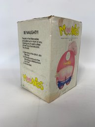 Vintage Moonies Figur In Original Box GAG Joke