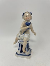 Antique DRESDEN Porcelain Figurine