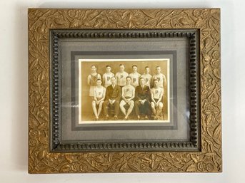Pawtucket Y Indoor Track Team 1926-1927 Framed Photo Great Frame