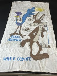 Vintage Beach Towel With Wile E Coyote And Road Runner 1978