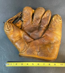 Vintage Baseball Glove Mitt Player Model