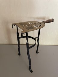 Vintage Kettle Hearth Fireplace Stand Tripod Brass & Metal