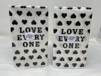 NEW Love Every One Printed Napkins (2)
