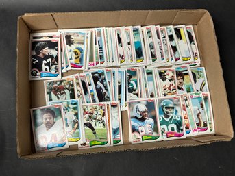 Lot Of 1982 Topps Football Cards (12)