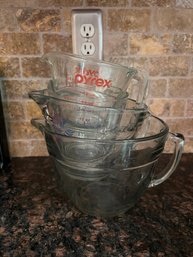 Lot Of Four Glass Kitchen Measures Including Pyrex