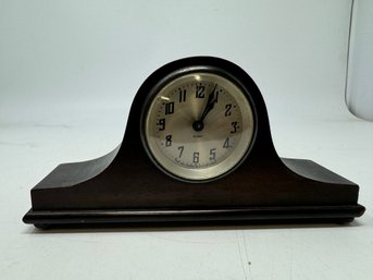 Antique Miniature New Haven Clock Co 12 Day Wind Up Mantle Clock