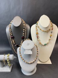 Costume Jewelry Lot (J6)