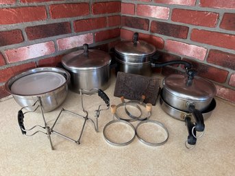 Lot Of Vintage Kitchenwares Including Farberware Pans