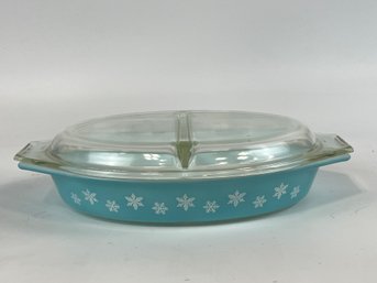 Pyrex Divided Covered Dish Snowflakes