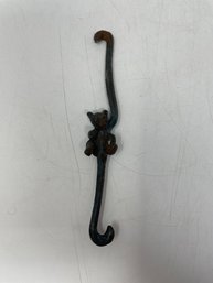 Vintage Cat Kettle Hook - Cast Iron S-hook Hanger