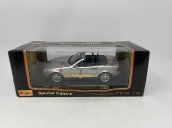 1/18 Scale Mercedes SLK 230 Diecast Car