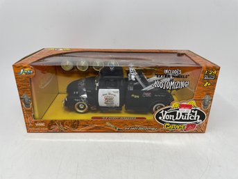 1/24 Scale Von Dutch Garage Tow Truck Die Cast Rare