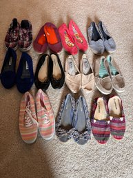 Large Lot Of Womens Shoes Size 6-7