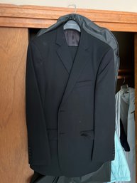 Pronto Uomo Suit Size 44R