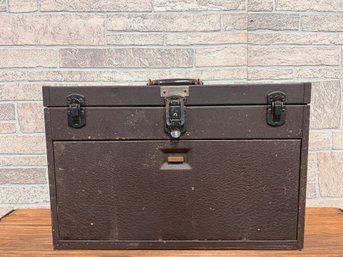 Vintage Metal Machinist Box