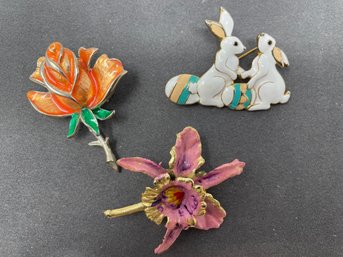 Lot Of Easter Brooches