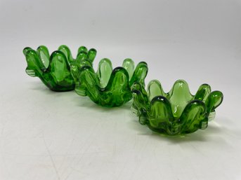 Set Of 3 Vintage Nesting Art Glass Green Trinket Bowls