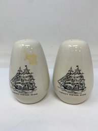 Vintage Marthas Vineyard Souvenir Salt And Pepper Shakers
