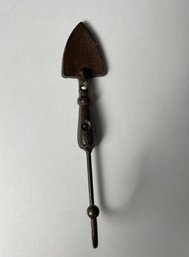 Cast Iron Garden Spade Hook