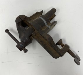 Small Antique Clamp On Vise Very Nice
