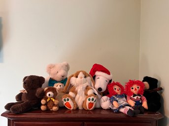 Group Of Vintage Stuffed Animals