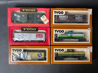 Group Of Vintage Tyco Train Cars NOS HO Scale