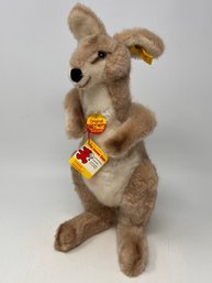 Steiff Linda Kangaroo (P)