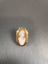 Antique Gold Cameo Pin