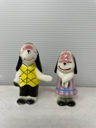 Anthropomorphic Dog Couple Salt And Pepper Shakers (J35)