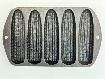Vintage Cast Iron Corn Cob Baking Dish - Unmarked
