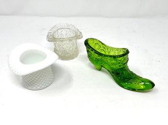 Lot Of Fenton Glass Shoe And Hat Toothpick Holders