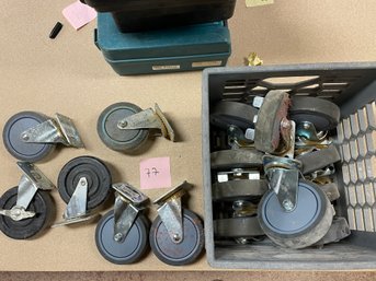 Lot Of 16 Casters