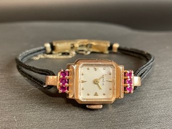 Vintage Womens Watch - Untested