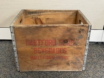 Vintage Hartford Road Beverages Crate