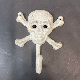 Cast Iron Skull & Crossbones Hook