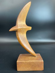 Signed Luman Kelsey Wood Carving Sculpture Seagul Bird MCM CT Artist
