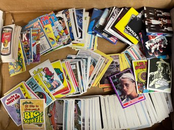Estate Fresh Tray Lot Of Non Sports Cards (4)