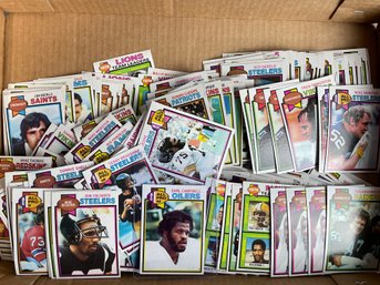 Estate Fresh Lot Of Of Football Cards W/ Earl Campbell Rookie (5)