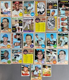 Estate Fresh Lot Of Baseball Cards W/ 1968 Hank Aaron And Bob Gibson (13)